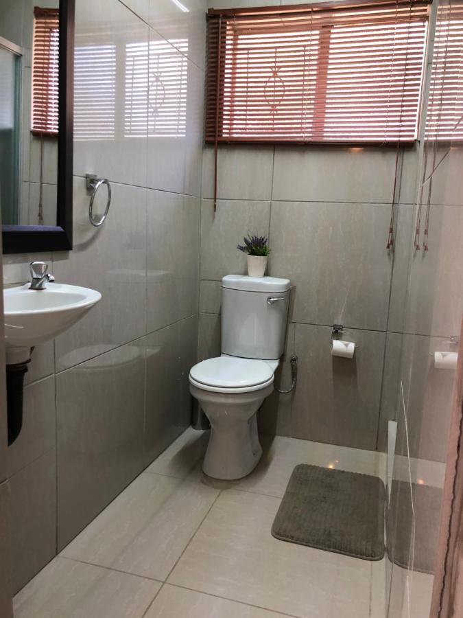 The Lavender Guesthouse Kroonstad Ngoại thất bức ảnh