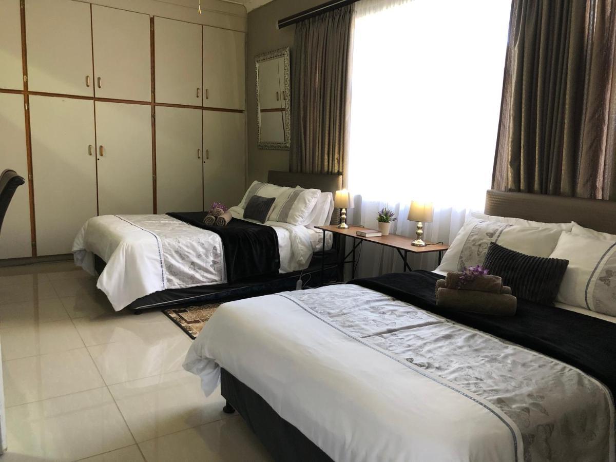 The Lavender Guesthouse Kroonstad Ngoại thất bức ảnh
